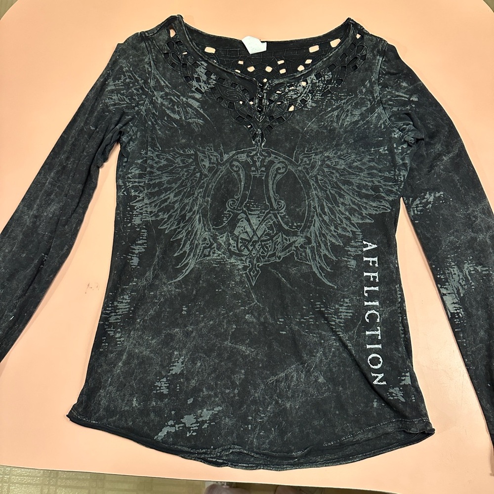 Affliction ladies long sleeve shirt with cutouts